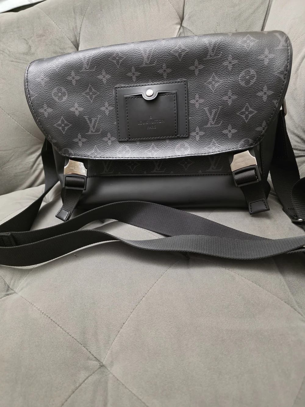 Louis Vuitton Black Monogram Eclipse Canvas Messenger Bag